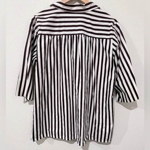 Boutique Oversized Boxy Bold Striped Button Down Coastal Minimalist Resort Retro - Picture 3 of 8